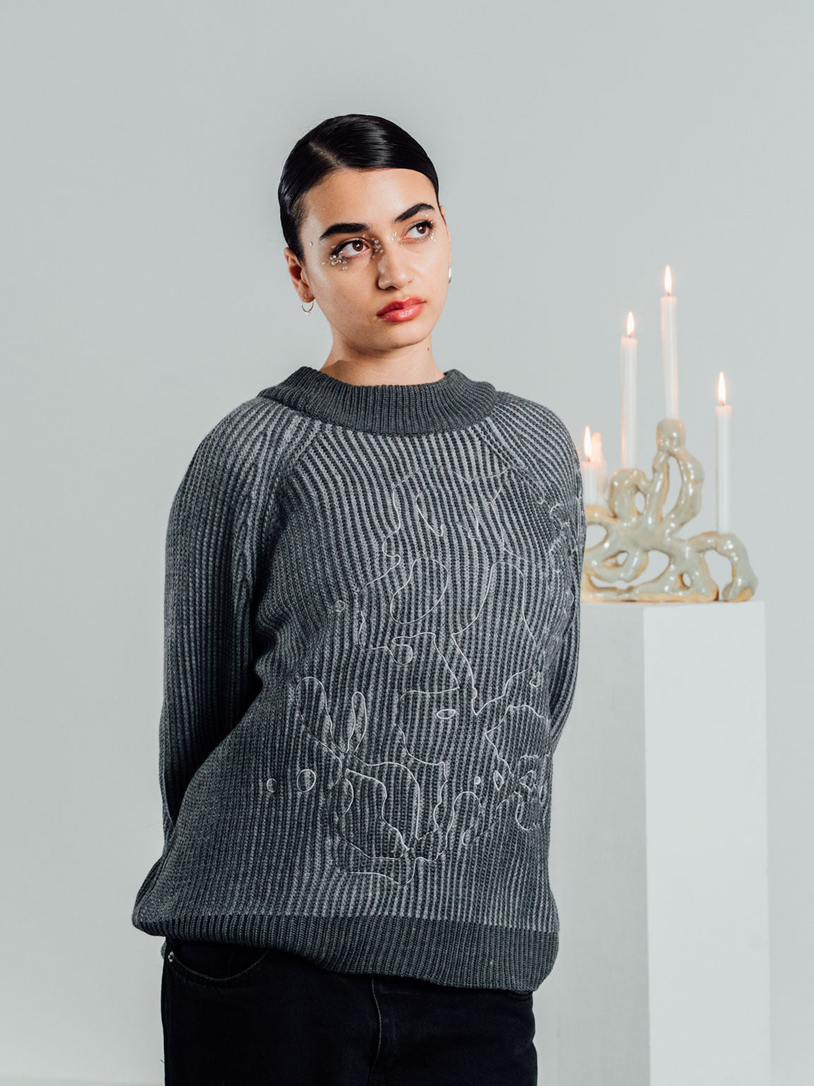 Tau | Reversible Knitted Sweater Dark Grey – maezen