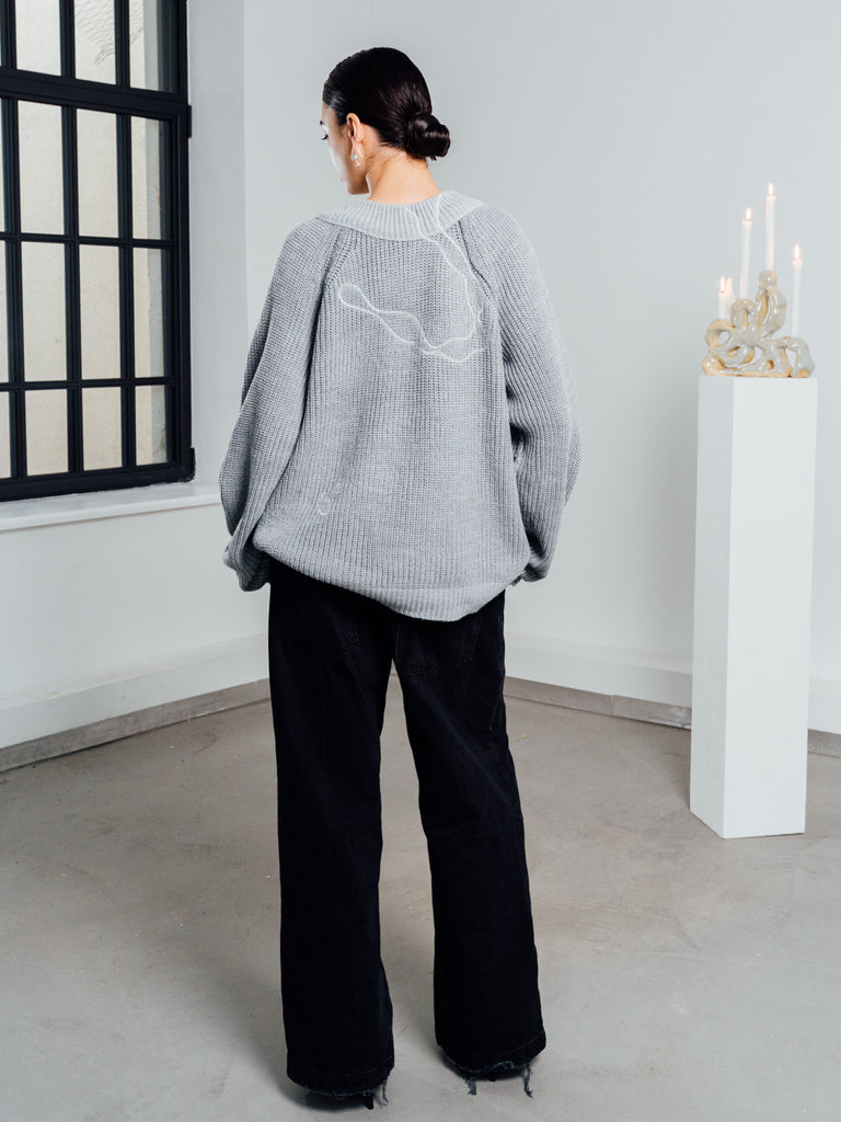 Tau | Reversible Knitted Sweater Light Grey - maezen