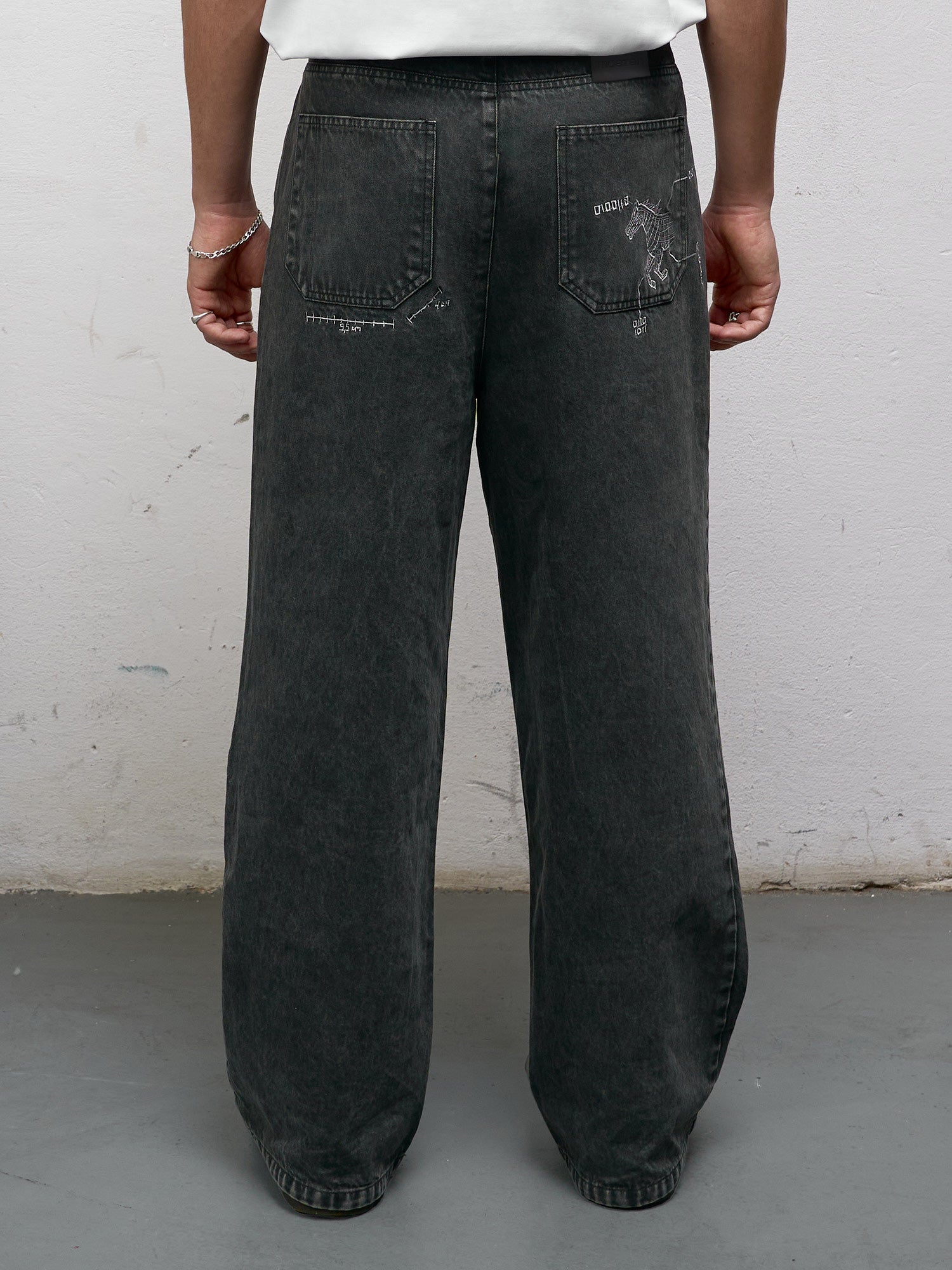 Atelier: Syntax | Jeans Washed Black – maezen