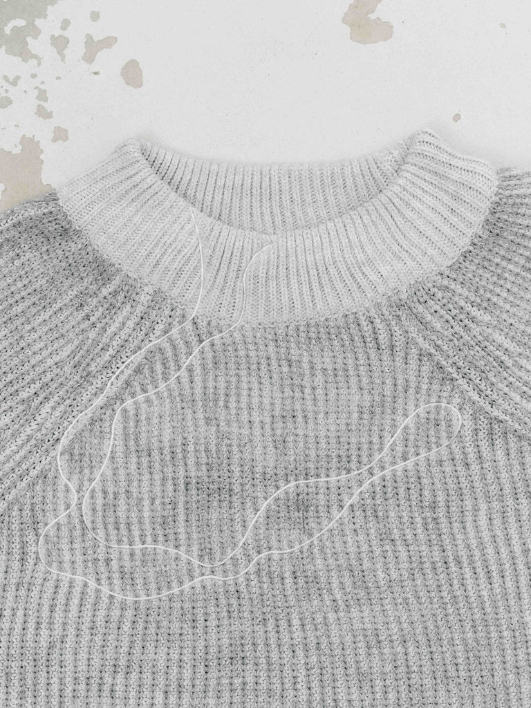 Tau | Reversible Knitted Sweater Light Grey - maezen