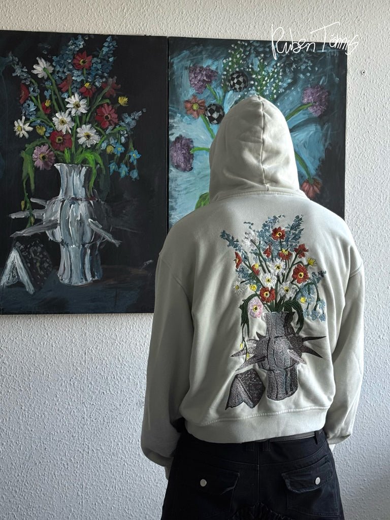 Beauty in Resistance | Zip-Hoodie Light Grey - maezen