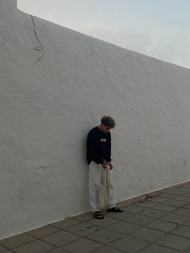 Fresh Orange | Sweater Black - maezen