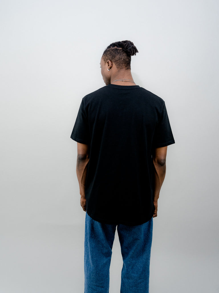 Whispers in the City Noise | T-Shirt - maezen